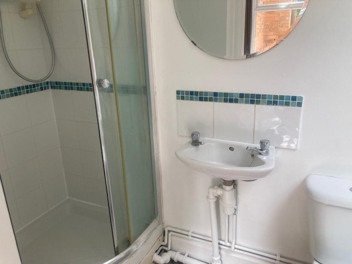 Image of 1 Bedroom Studio Flat, Belper Road, Derby Centre