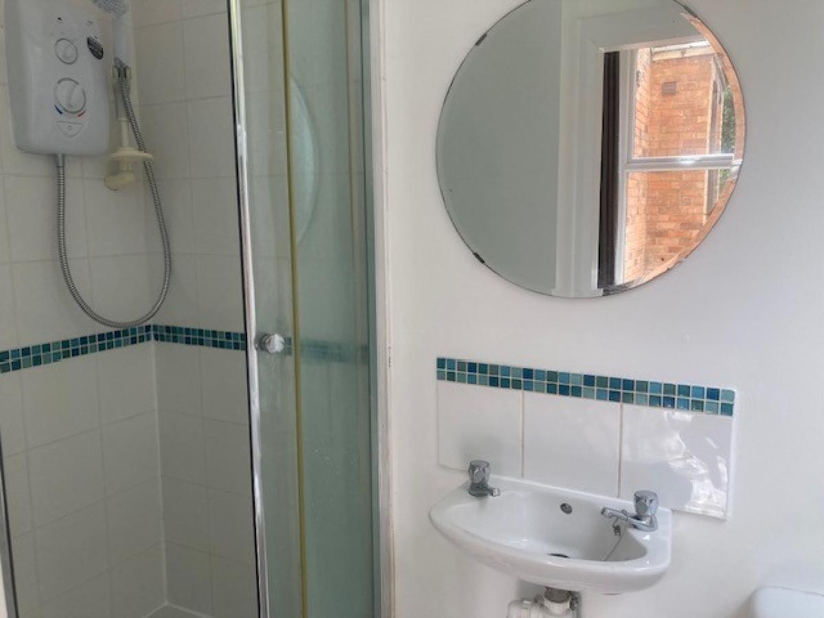 Image of 1 Bedroom Studio Flat, Belper Road, Derby Centre