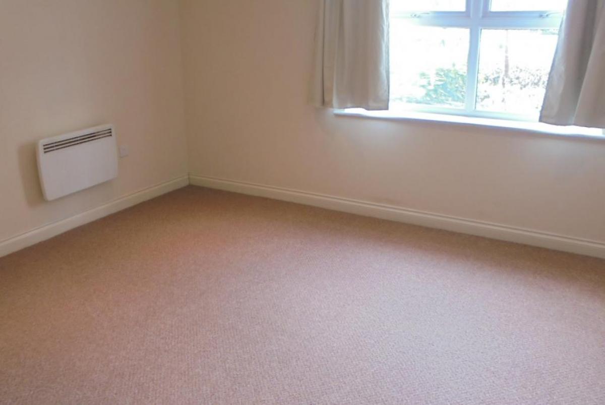 Image of 2 Bedroom Apartment, Peckerdale Gardens, Spondon