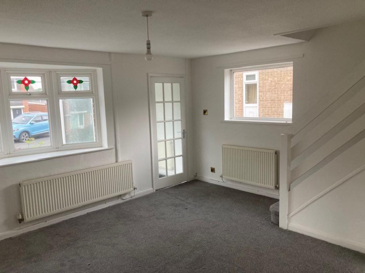 Image of 3 Bedroom Semi-Detached House, Prescot Close, Mickleover