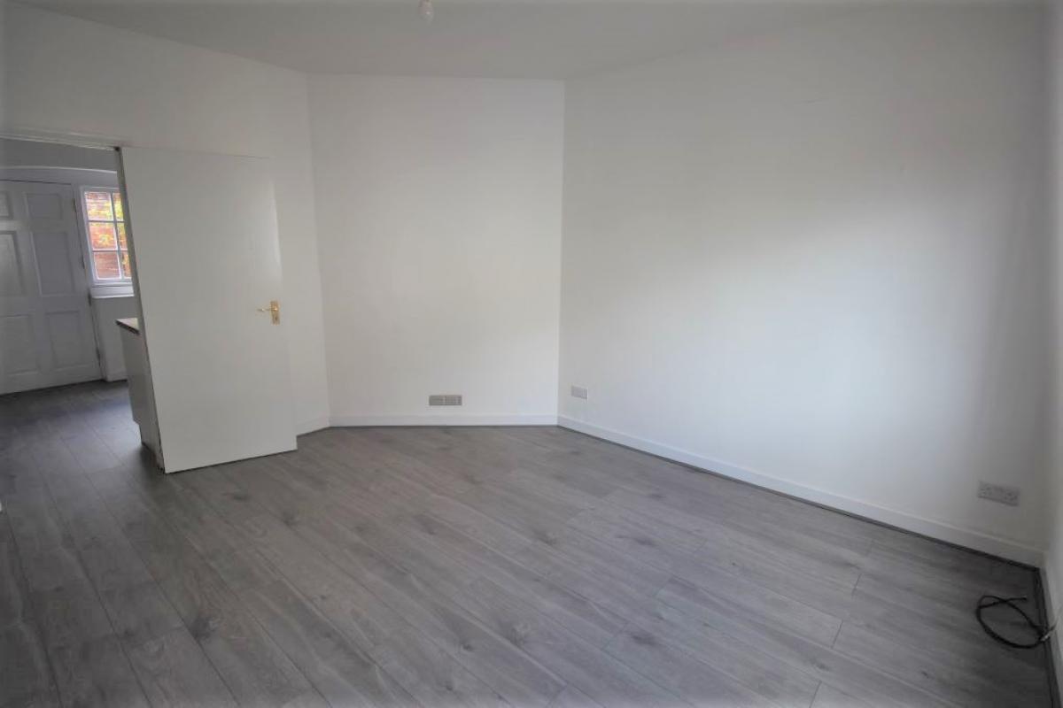 Image of 3 Bedroom Terraced House, Stepping Lane, Derby Centre