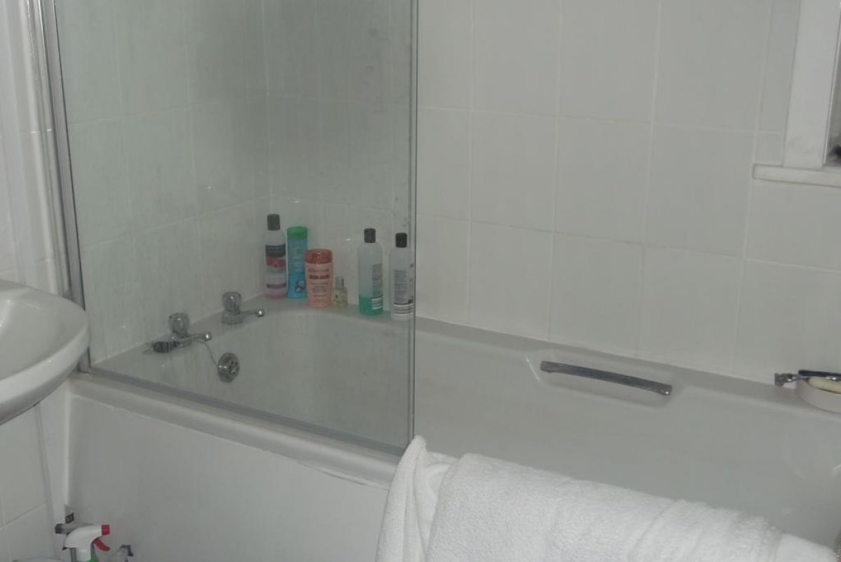 Image of 4 Bedroom Semi-Detached House, Burton Road, Derby Centre