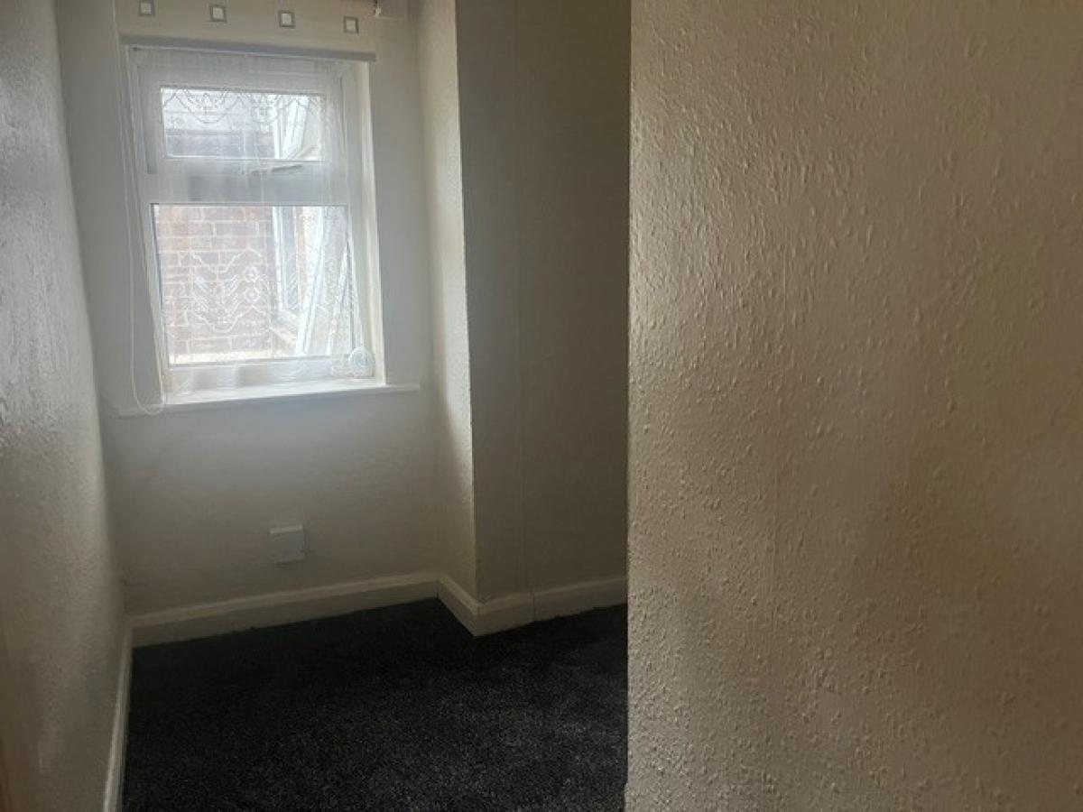 Image of 1 Bedroom Studio Flat, London Road, Wilmorton