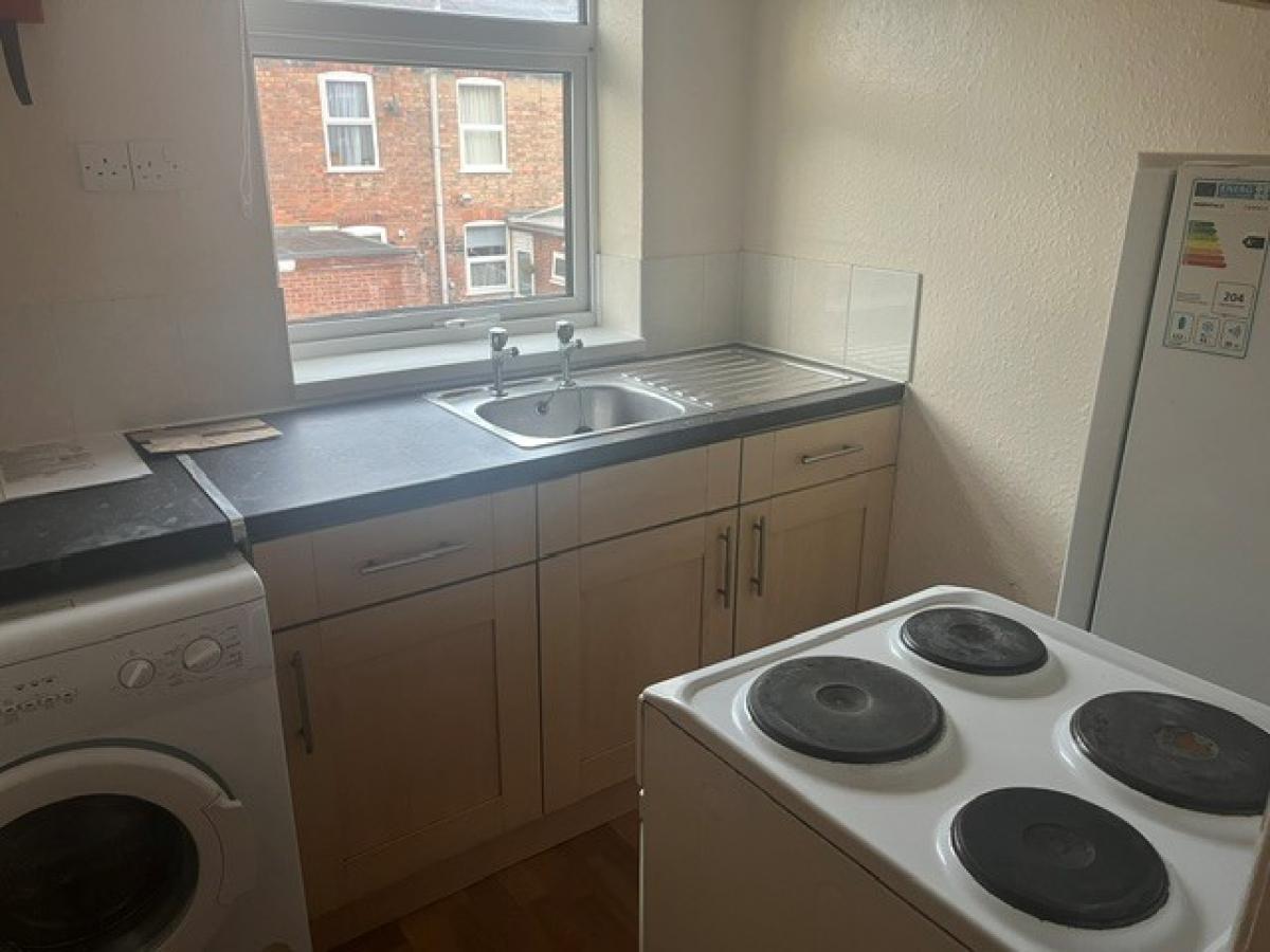 Image of 1 Bedroom Studio Flat, London Road, Wilmorton
