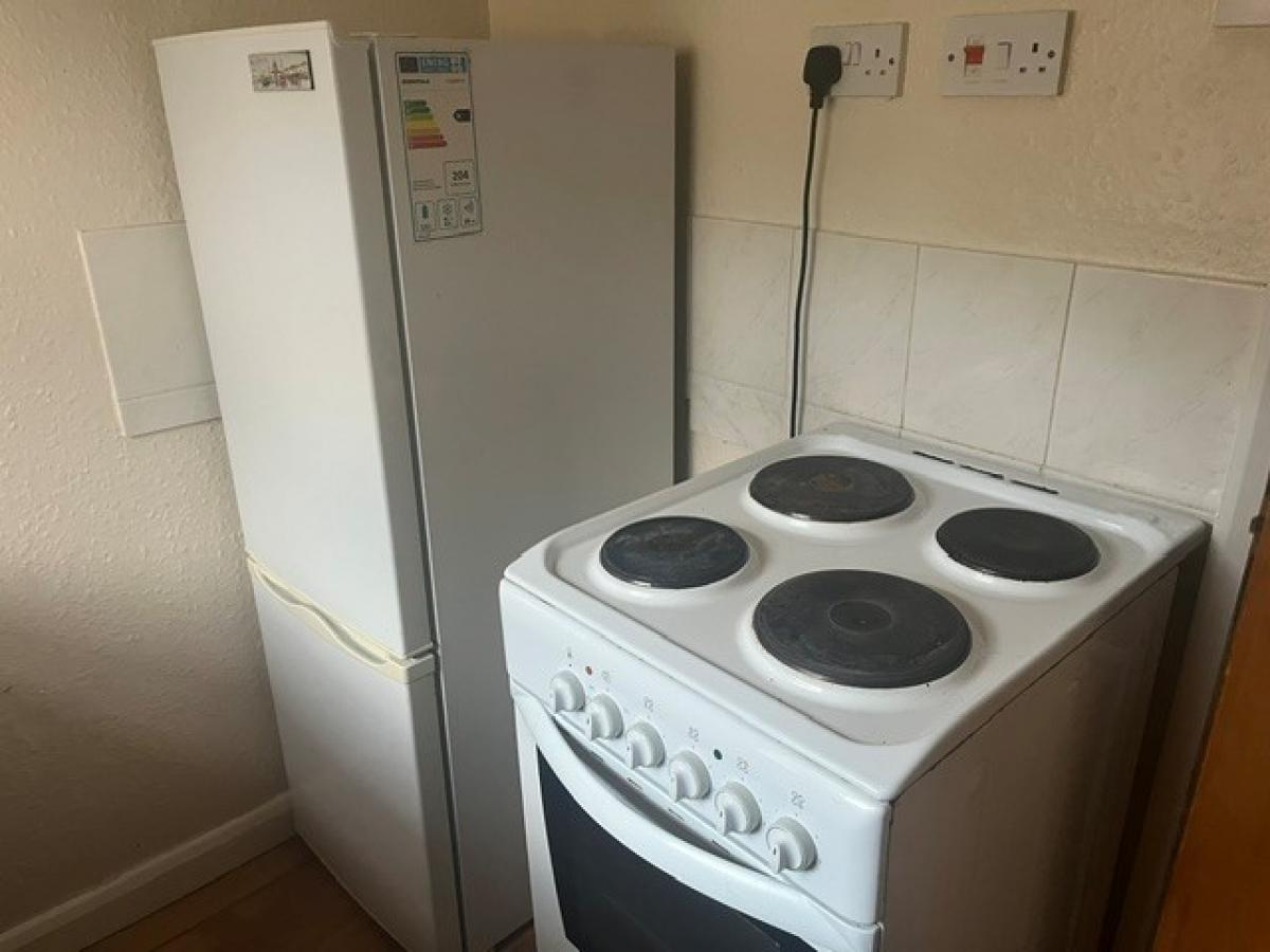 Image of 1 Bedroom Studio Flat, London Road, Wilmorton