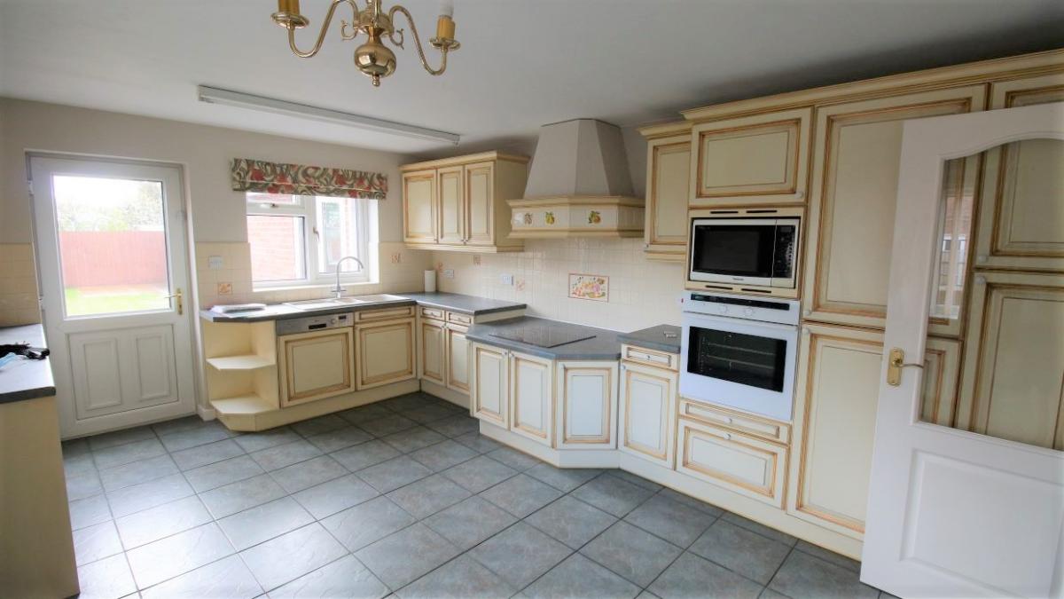 Image of 3 Bedroom Detached Bungalow, Rutland Drive, Mickleover