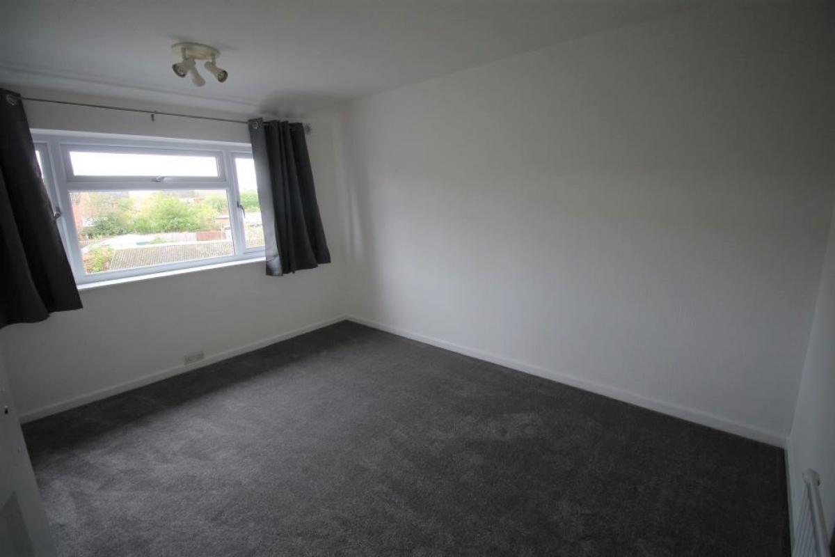 Image of 3 Bedroom Semi-Detached House, Sancroft Road, Spondon
