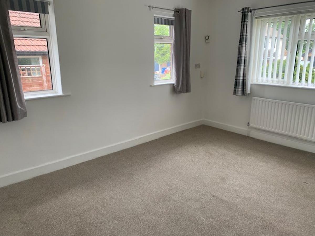 Image of 2 Bedroom Detached Bungalow, Springfield, Littleover