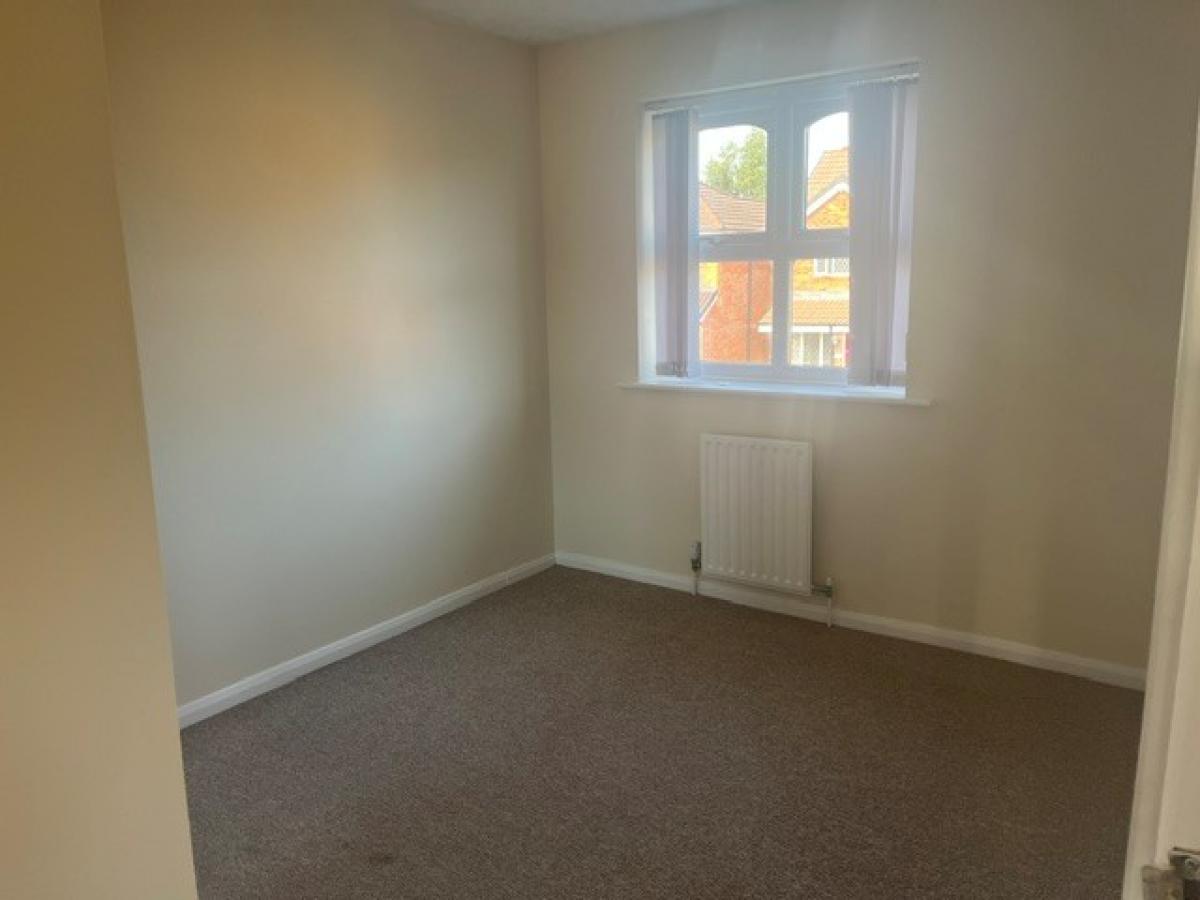 Image of 3 Bedroom Semi-Detached House, Dewchurch Drive, Sunny Hill
