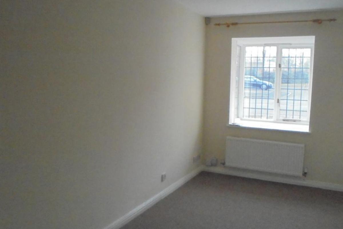 2 Bedroom Town House, , Bridgeness Road, Heatherton Village Phoenix