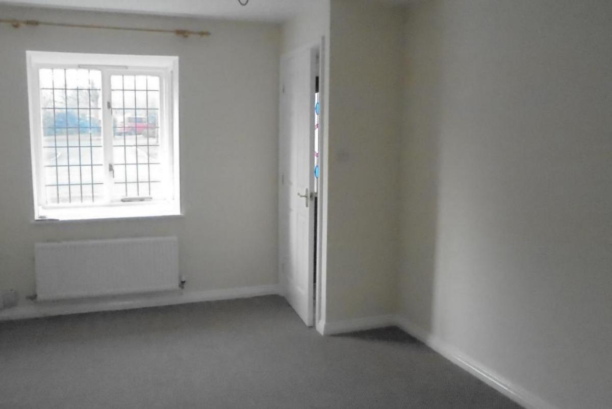 2 Bedroom Town House, , Bridgeness Road, Heatherton Village Phoenix