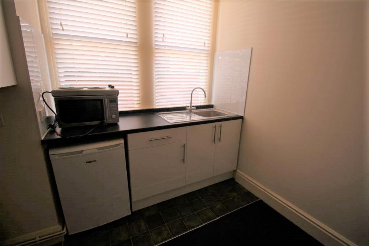 Image of 1 Bedroom Studio Flat, Belper Road, Derby Centre