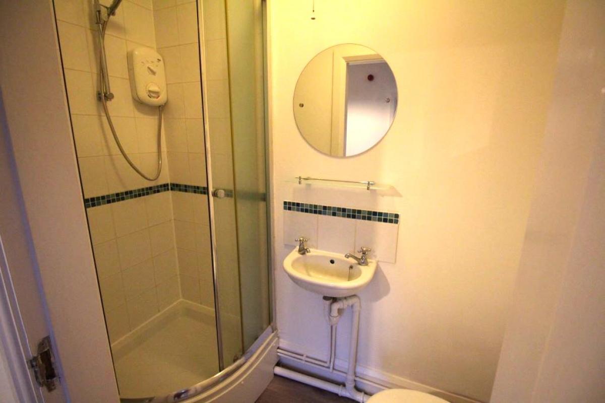 Image of 1 Bedroom Studio Flat, Belper Road, Derby Centre