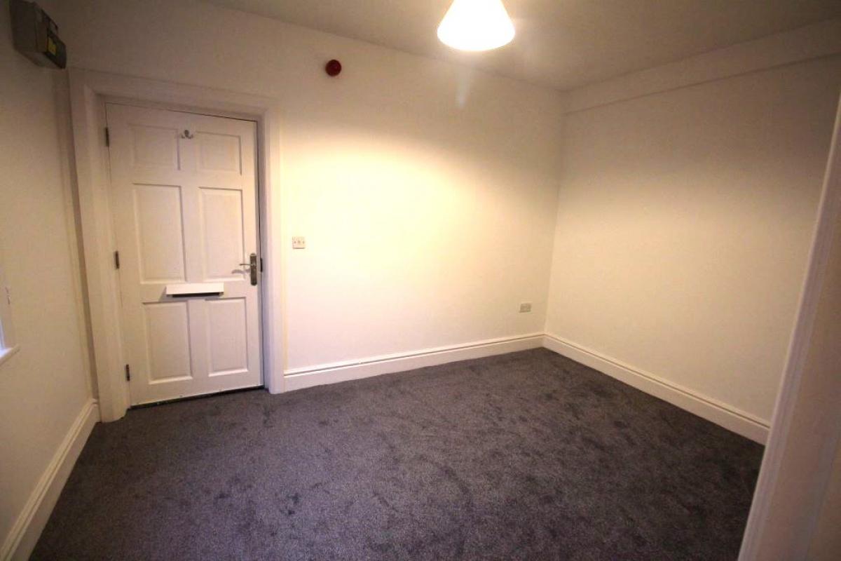 Image of 1 Bedroom Studio Flat, Belper Road, Derby Centre